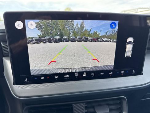 New 2025 Ford Maverick XLT w/ XLT Luxury Package image 18