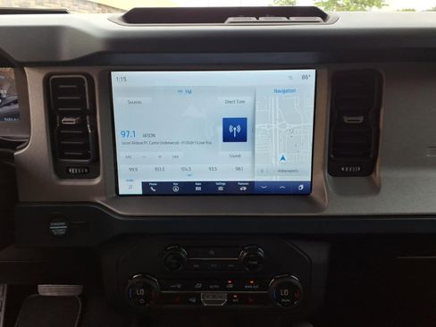Used 2024 Ford Bronco Outer Banks AWD/4WD image 26