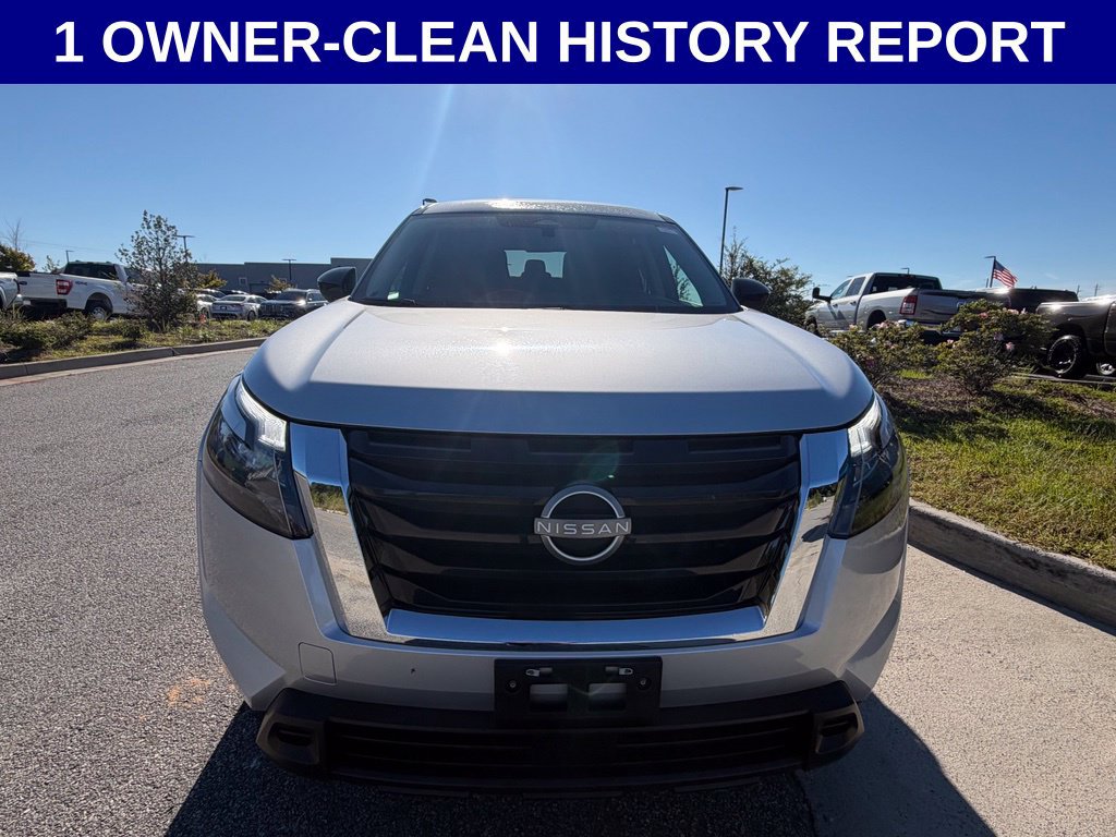 Used 2023 Nissan Pathfinder S FWD image 7