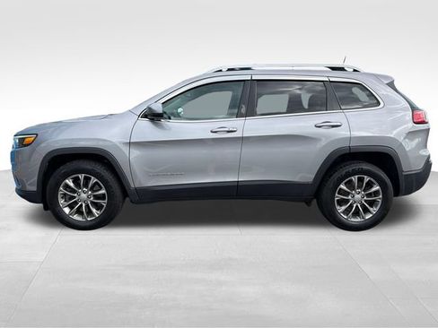 Used 2020 Jeep Cherokee Latitude Plus w/ Comfort/Convenience Group AWD/4WD image 2