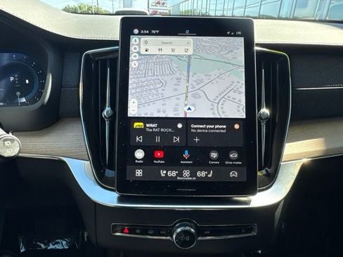 Certified 2025 Volvo XC90 B6 Plus AWD/4WD image 25