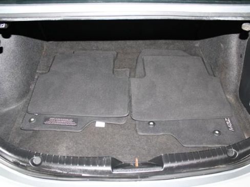 Used 2018 MAZDA MAZDA3 Touring image 19