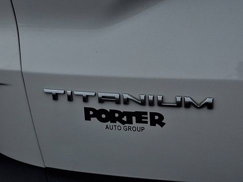 Used 2020 Ford Escape Titanium FWD image 32
