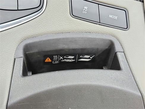 Used 2021 Cadillac XT6 Premium Luxury image 36