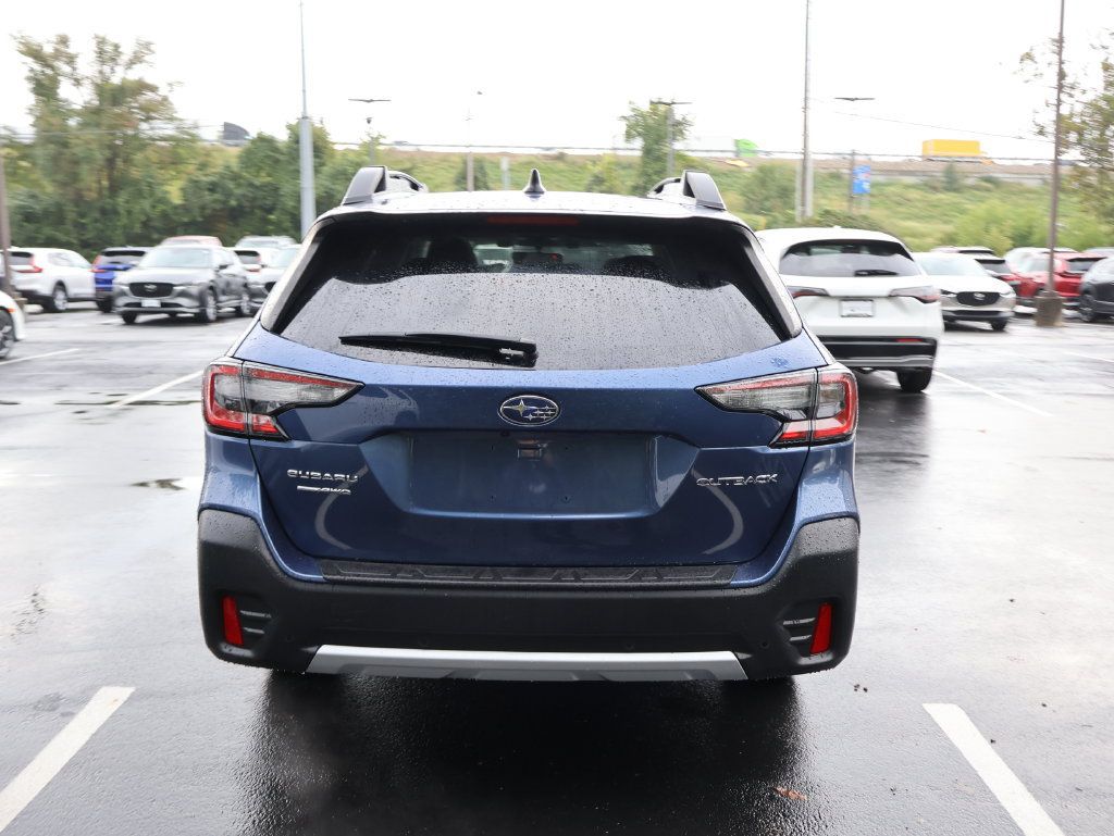 Used 2022 Subaru Outback Limited AWD/4WD image 6