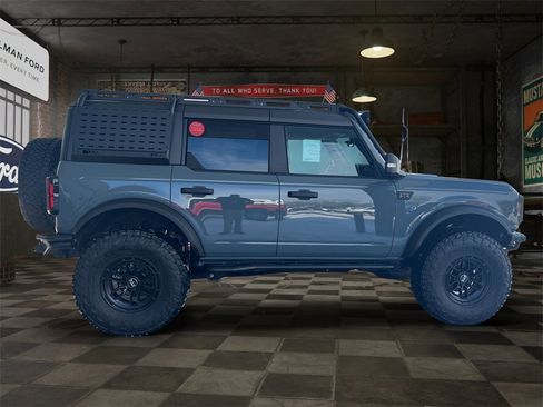 New 2025 Ford Bronco Badlands image 33
