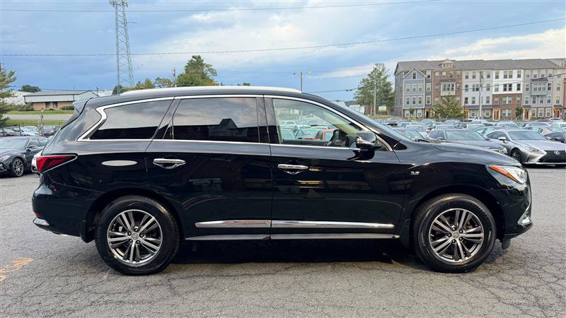 Used 2018 INFINITI QX60 Luxe w/ Premium Plus Package AWD/4WD image 4