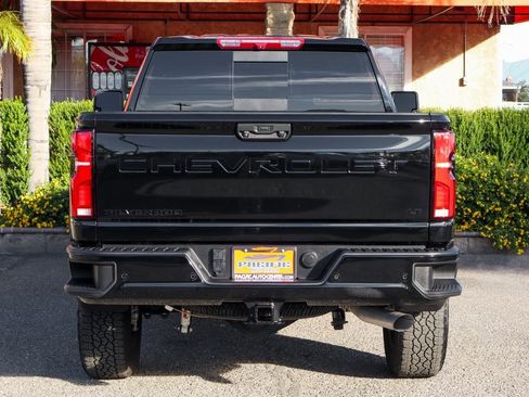 Used 2025 Chevrolet Silverado 2500 LT w/ Trail Boss Package image 8