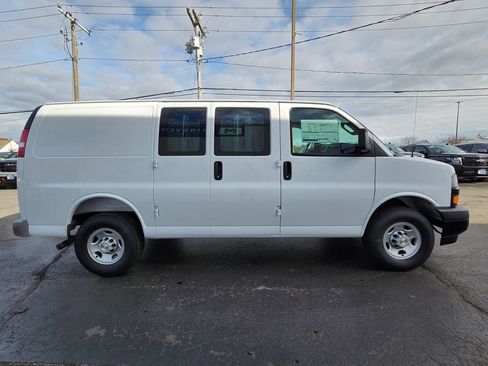 New 2025 Chevrolet Express 2500 w/ Driver Convenience Package image 6