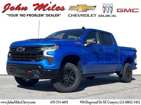 New 2025 Chevrolet Silverado 1500 LT Trail Boss w/ Convenience Package II image 1