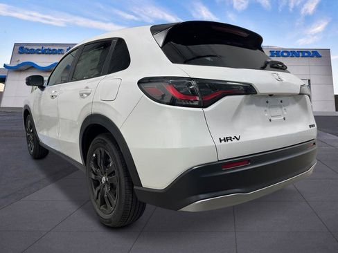New 2026 Honda HR-V Sport image 3