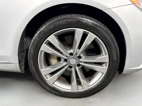 Used 2016 Mercedes-Benz S 550 Sedan image 32