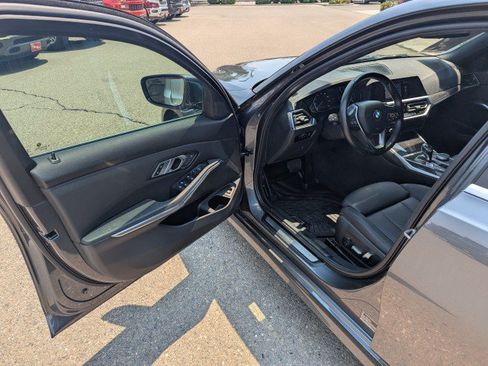 Used 2021 BMW 330i Sedan w/ Convenience Package RWD image 8