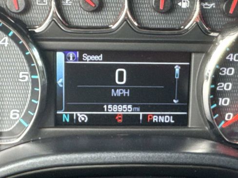 Used 2018 Chevrolet Silverado 1500 LT w/ All Star Edition image 2