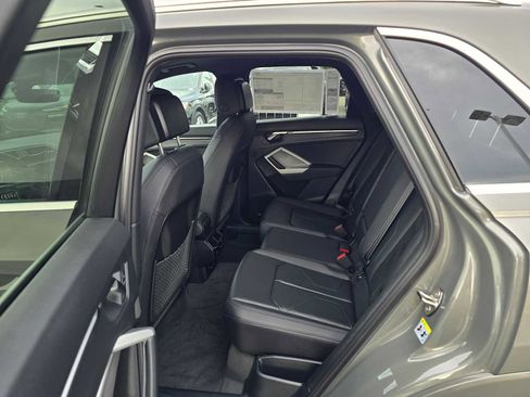 New 2025 Audi Q3 2.0T Premium image 18
