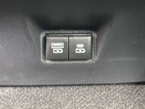 Certified 2025 Toyota Camry XLE image 27