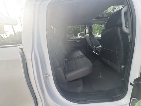 Used 2024 GMC Sierra 1500 Denali w/ Denali Reserve Package AWD/4WD image 10