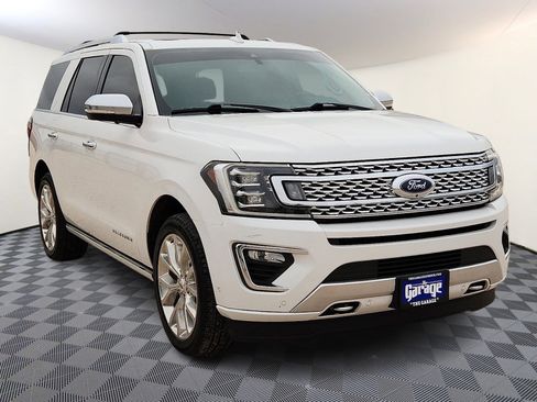 Used 2019 Ford Expedition Platinum AWD/4WD image 5