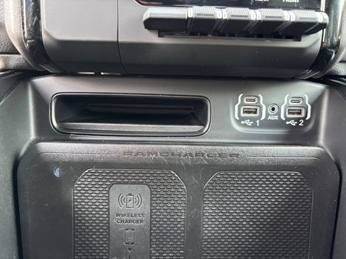 Used 2023 RAM 1500 Laramie AWD/4WD image 27