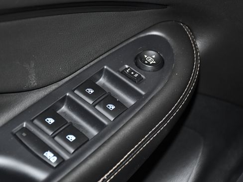 Used 2017 Buick Envision Essence AWD/4WD image 34
