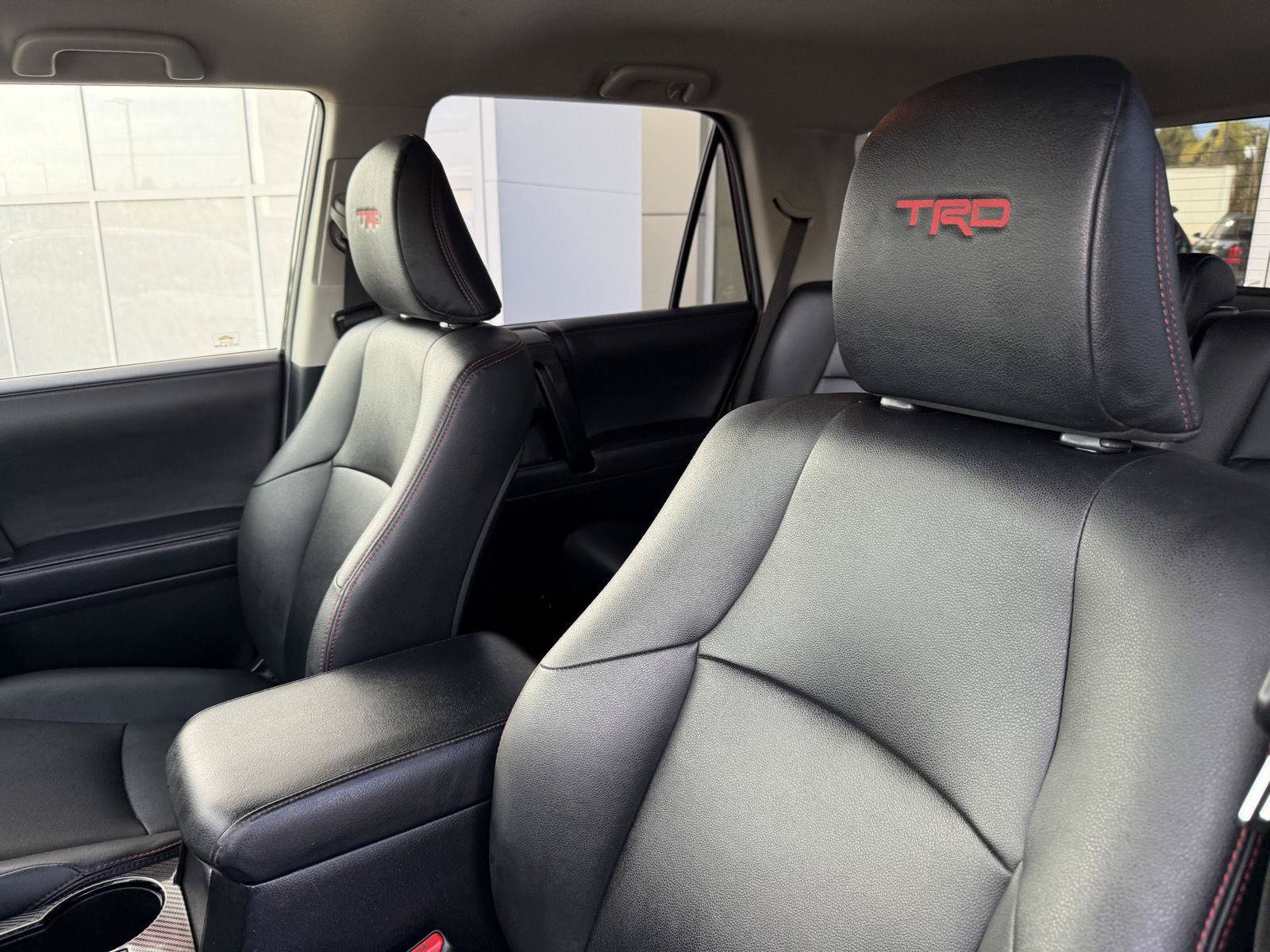 Certified 2020 Toyota 4Runner TRD Off-Road Premium AWD/4WD image 27