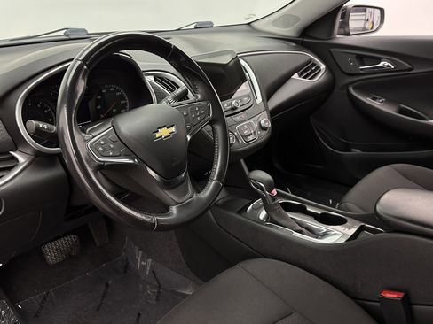 Used 2021 Chevrolet Malibu RS image 10