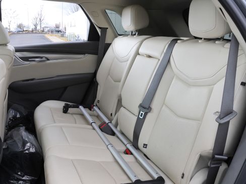 Used 2021 Cadillac XT5 Premium Luxury image 38