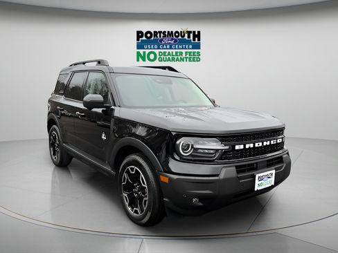 Used 2025 Ford Bronco Sport Outer Banks w/ Outer Banks Tech Package+ AWD/4WD image 1