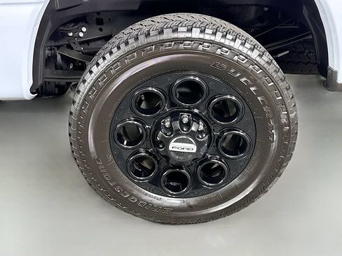 Used 2025 Ford F250 Lariat w/ Lariat Ultimate Package AWD/4WD image 37