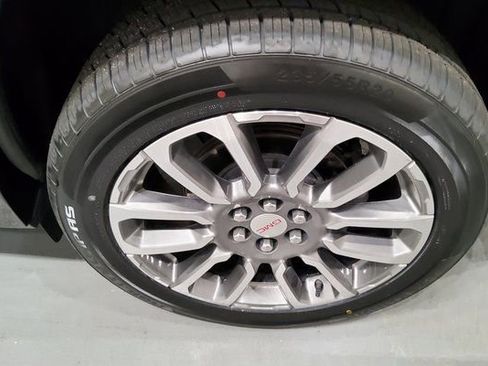 Used 2022 GMC Acadia Denali w/ Denali Ultimate Package image 35