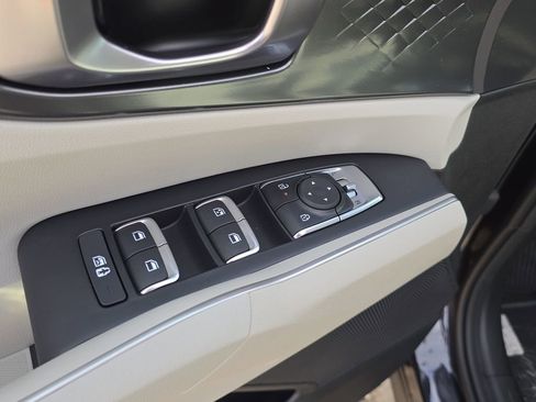 New 2026 Kia Sorento S w/ S Panoramic Sunroof Package FWD image 19