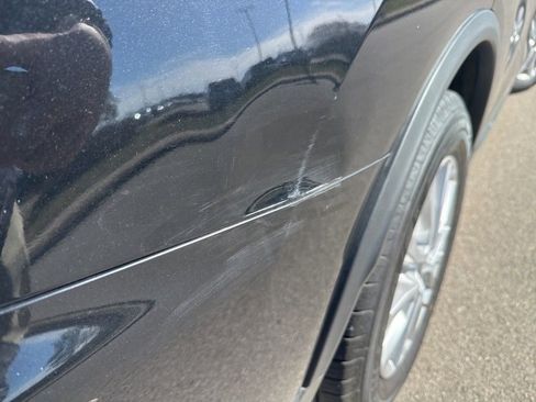 Used 2018 Nissan Rogue SV image 10