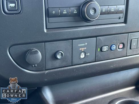Used 2024 Chevrolet Express 3500 LT w/ LT Preferred Equipment Group RWD image 29