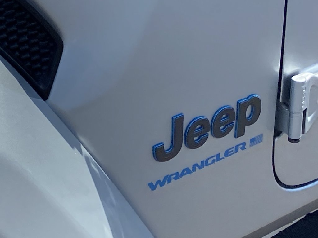 Used 2024 Jeep Wrangler Unlimited AWD/4WD image 26