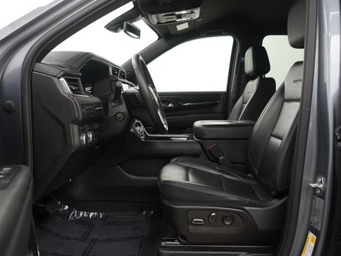 Used 2022 GMC Yukon XL Denali w/ Max Trailering Package image 21