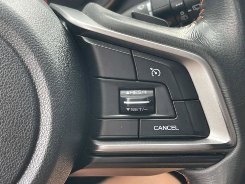 Used 2019 Subaru Crosstrek 2.0i Premium w/ Moonroof Package AWD/4WD image 34