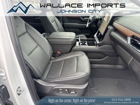 Used 2025 GMC Yukon Denali image 40