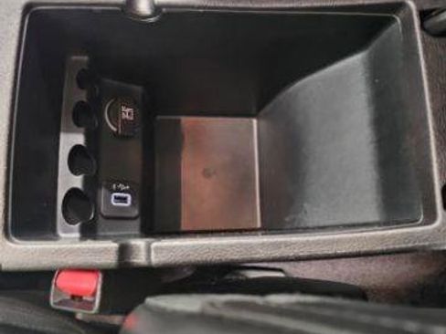 Used 2019 Jeep Cherokee Latitude Plus w/ Cold Weather Group AWD/4WD image 23