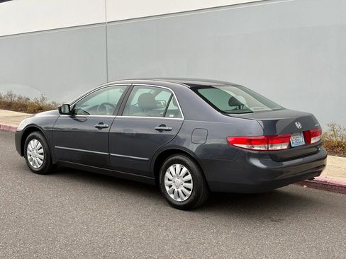 Used 2004 Honda Accord LX image 4