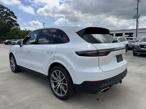 Used 2020 Porsche Cayenne image 20