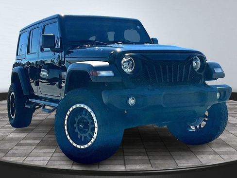 Used 2020 Jeep Wrangler Unlimited Sport S image 3