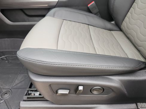 New 2026 Chevrolet Silverado 2500 ZR2 image 25