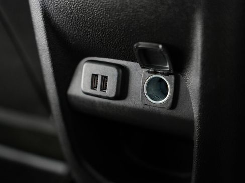 Used 2015 Chevrolet Colorado Z71 RWD image 37