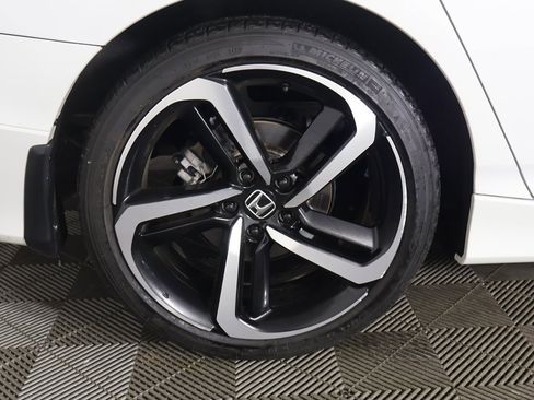 Used 2022 Honda Accord Sport image 17