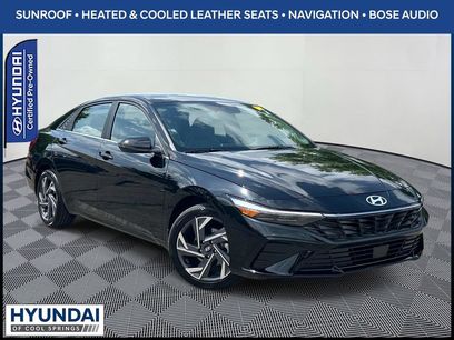 Used 2025 Hyundai Elantra Limited