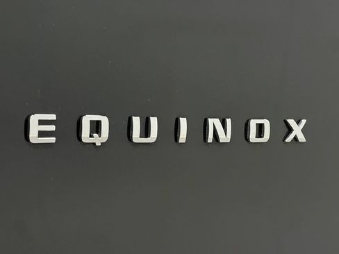 Used 2022 Chevrolet Equinox LT FWD image 39
