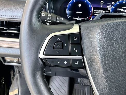 Used 2024 Toyota Grand Highlander AWD image 10