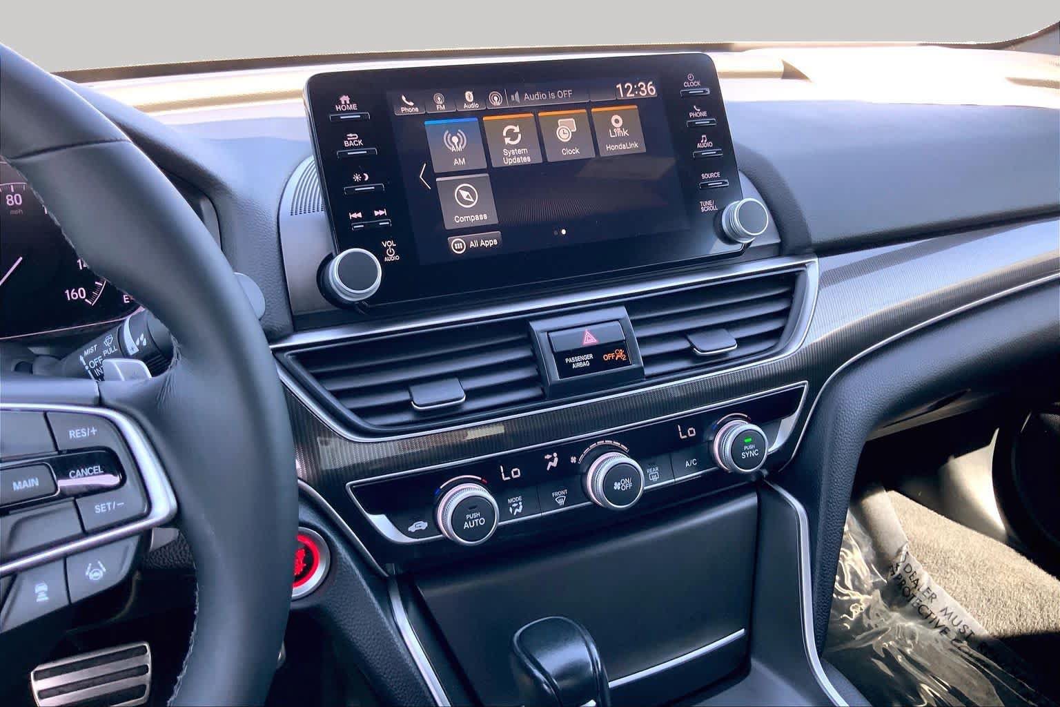 Used 2018 Honda Accord Sport image 6