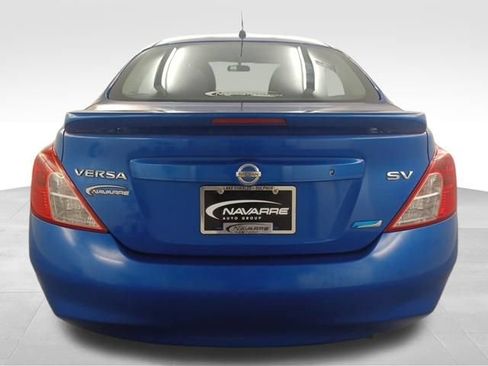 Used 2014 Nissan Versa SV FWD image 8