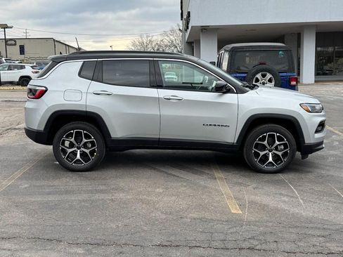 New 2026 Jeep Compass Limited AWD/4WD image 2